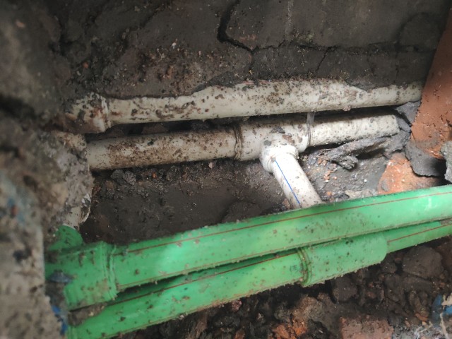 湘潭昭山示范区消防水管漏水检测维修.客厅漏水检测维修